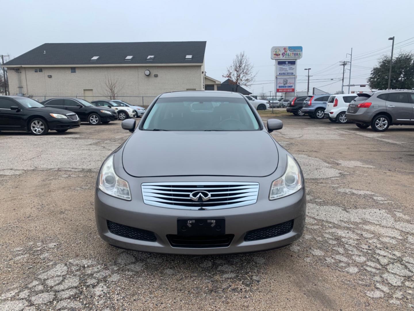 2008 Gray /Black Infiniti G35 Base (JNKBV61E28M) with an 3.5L V6 DOHC 24V engine, Automatic transmission, located at 1830 North Belt Line Road, Irving, TX, 75061, (469) 524-0199, 32.834373, -96.993584 - Photo#1